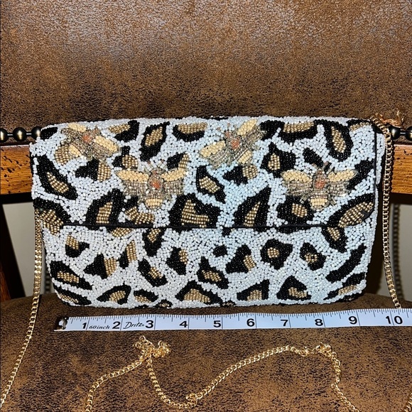 Made From India To You | Bumble Bee Leopard Print Beaded Bag - Picture 9 of 11
